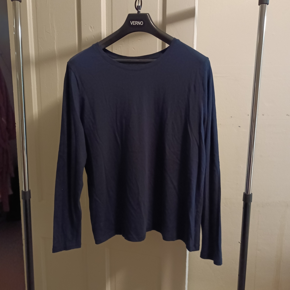 Time and Tru Women's Long Sleeve Tee - Navy Blue